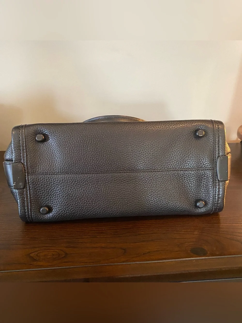 Coach Swagger 27 Black Leather Interior Satchel with Logo Patch - Picture 7 of 7